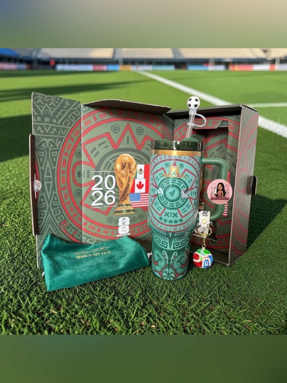 Green 40 oz Mexico Tumbler with Green Handle & Accents